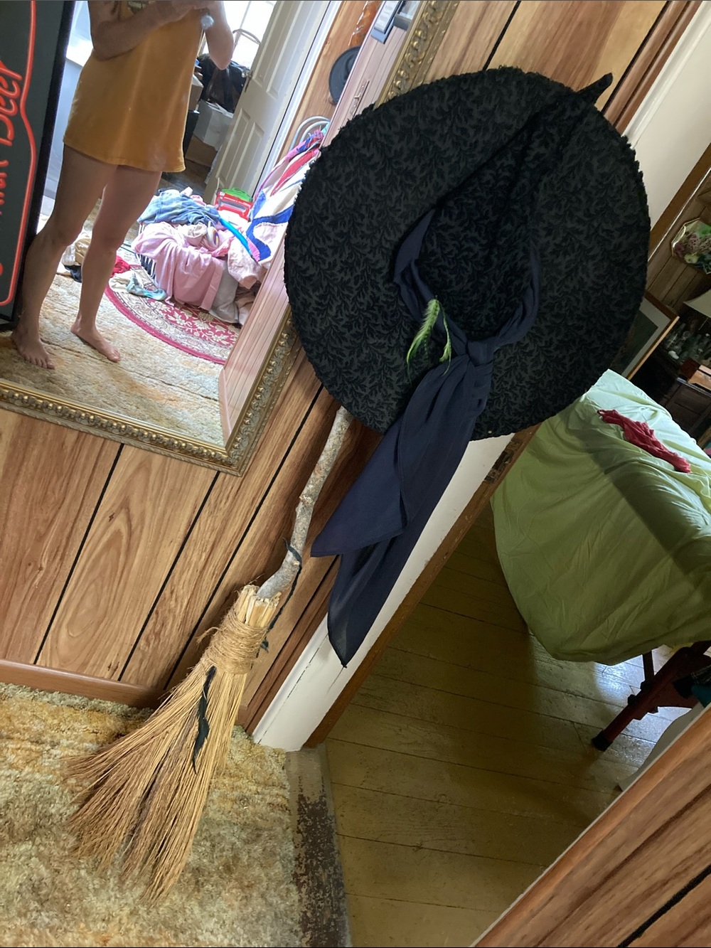 Handmade witch hat - Picture 11 of 12
